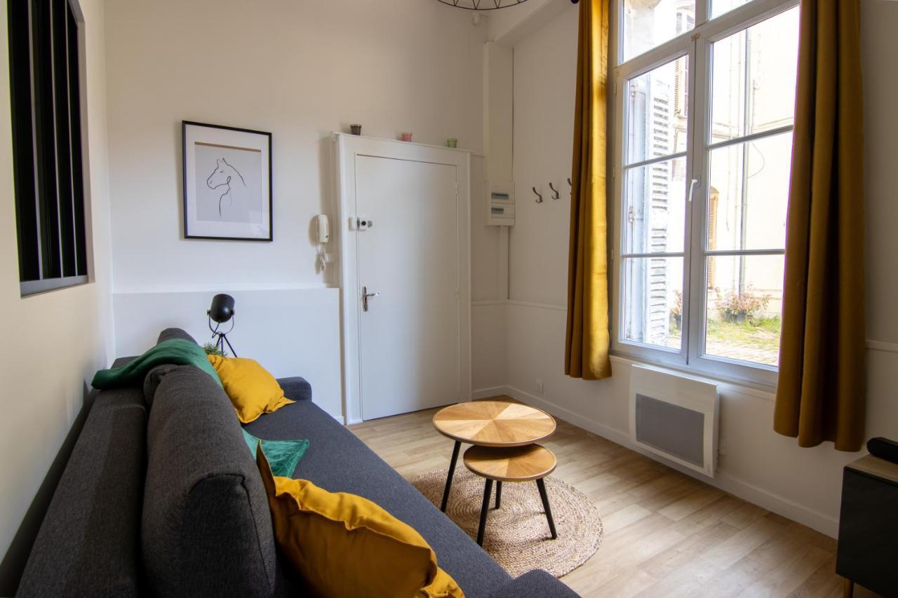 Apt Bords De Loire - Rdc - Au Pied Du Chateau Saumur Eksteriør billede